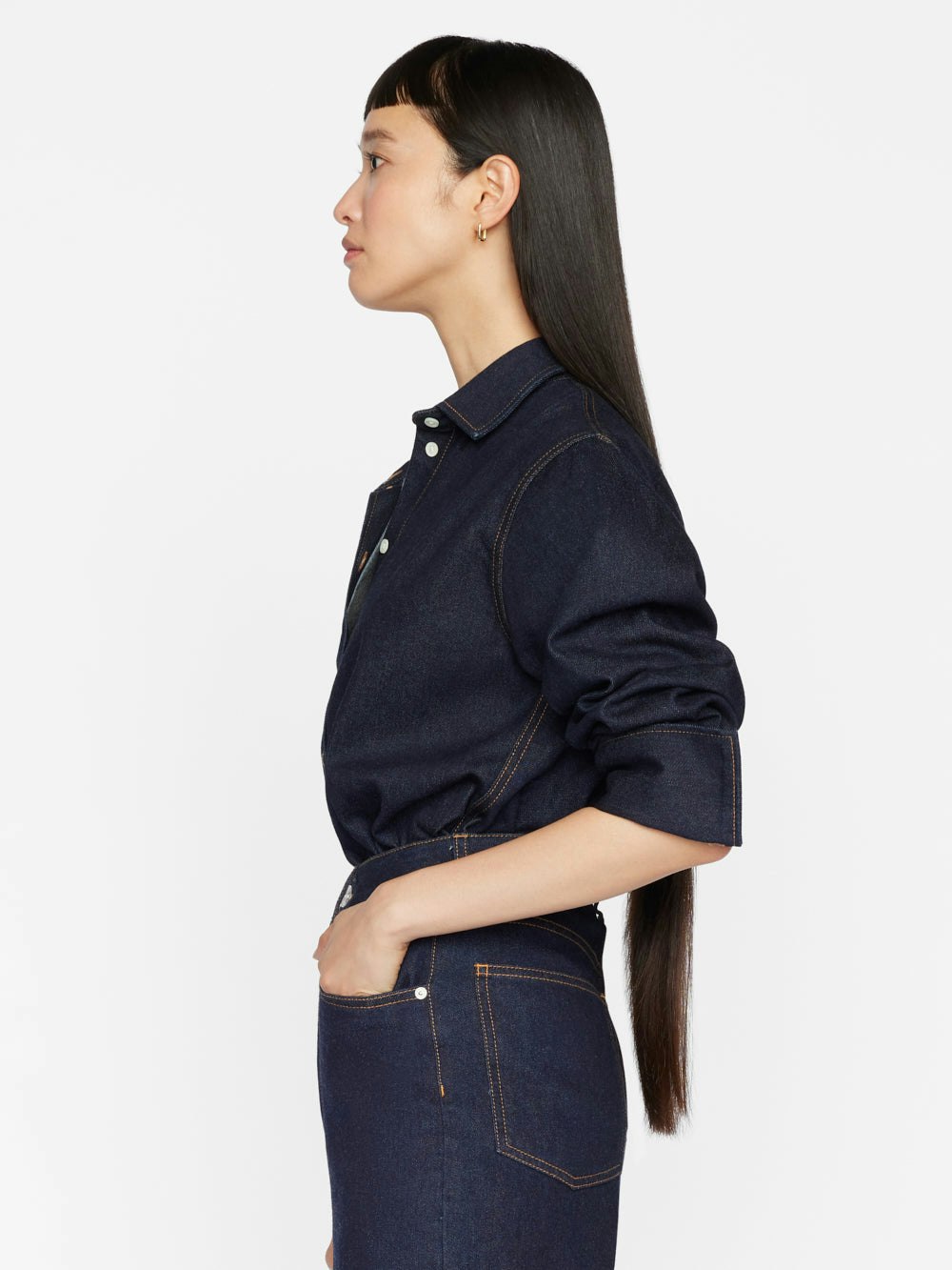 shirt side view alt:fit1